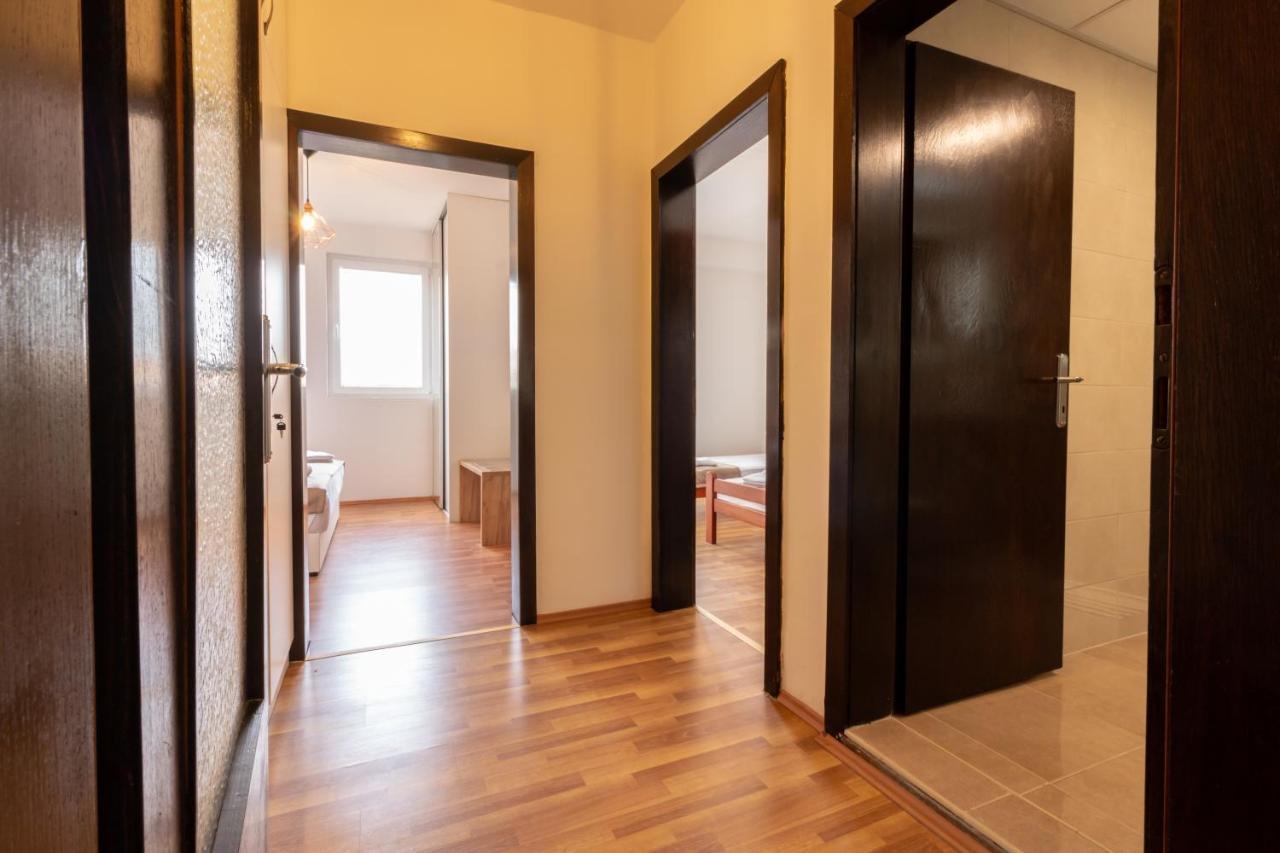 אוהריד Apartment Mia מראה חיצוני תמונה
