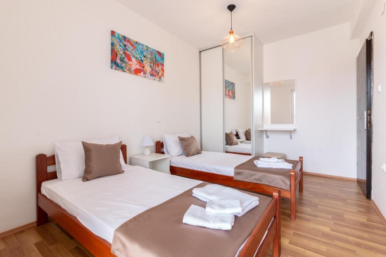 אוהריד Apartment Mia מראה חיצוני תמונה